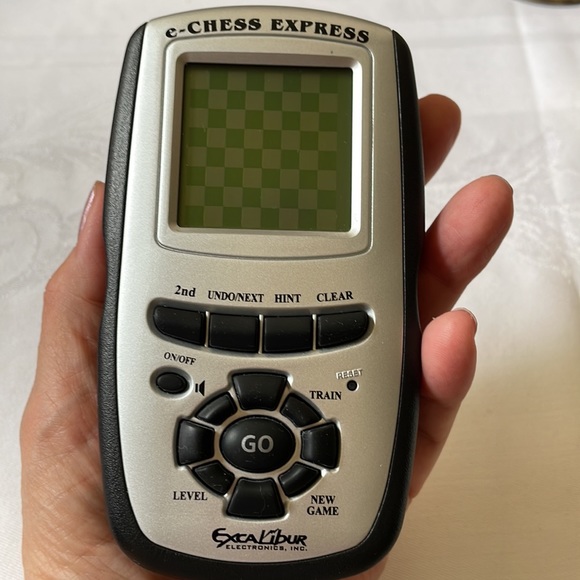 Excalibur electronics e-chess express game handheld pocket portable - Picture 7 of 7